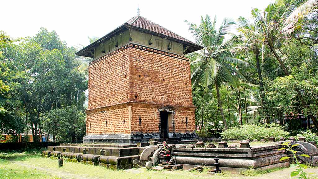 Kizhthali Temple